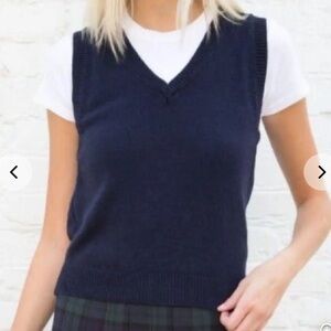 NWT Brandy Melville Mia Sweater Vest